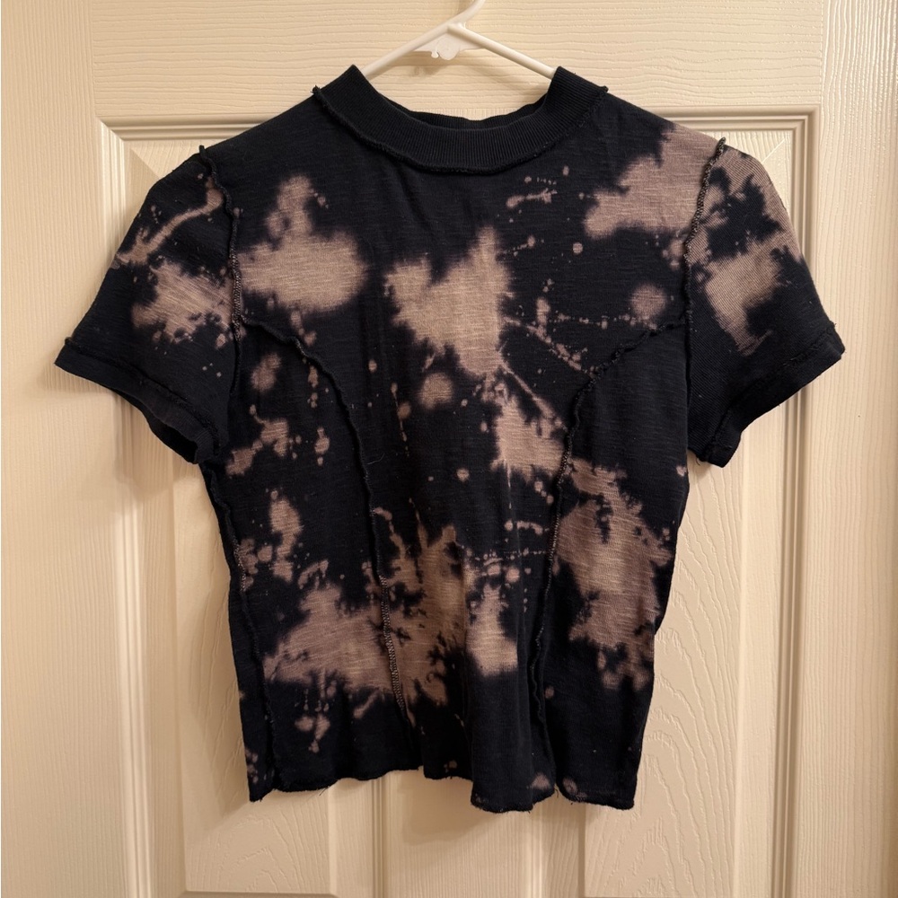 BDG Black and Tan Crop Fitted T-Shirt